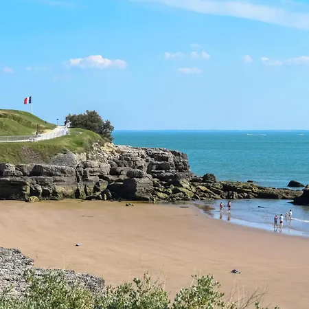 Pet Friendly In * Saint-Palais-sur-Mer